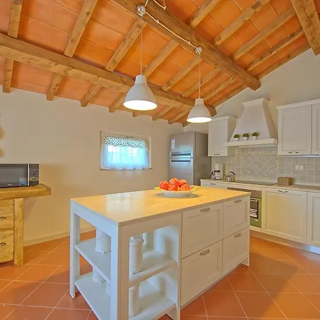 Bonriposo By Posarellivillas *